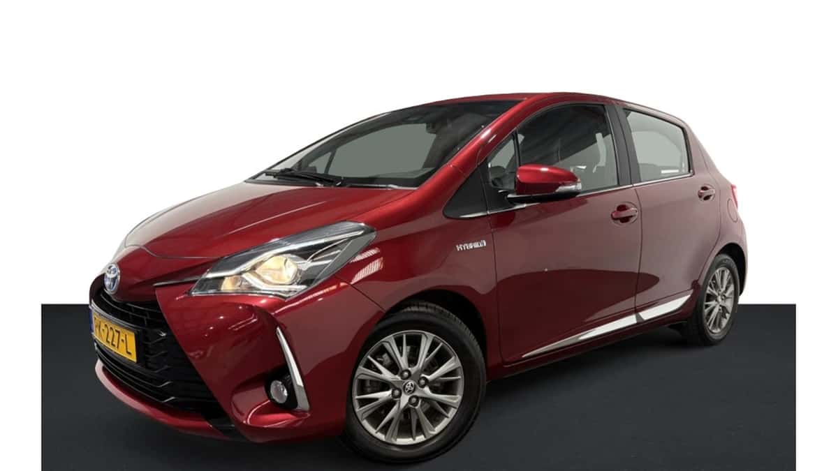 Toyota Yaris (2017) — foto 1