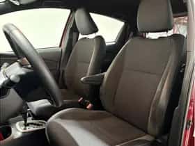 Toyota Yaris (2017) thumbnail 15