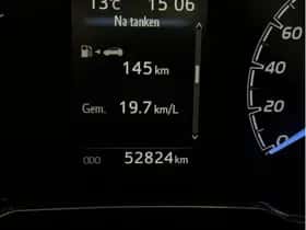 Toyota Yaris (2017) thumbnail 17