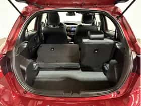 Toyota Yaris (2017) thumbnail 37