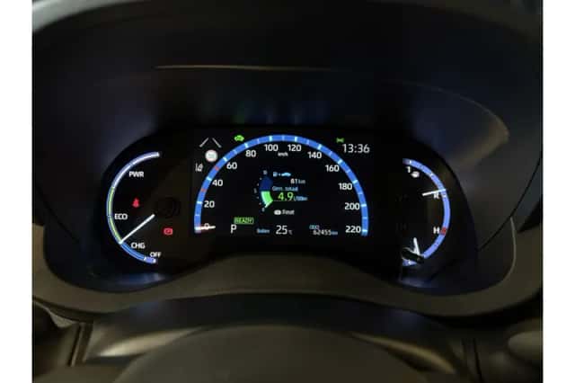 Toyota Yaris Cross (2022) thumbnail 4