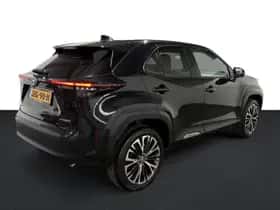 Toyota Yaris Cross (2024) thumbnail 2