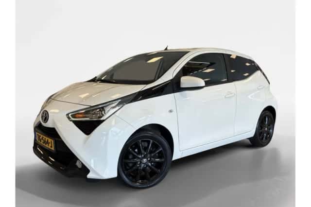Toyota Aygo (2018) thumbnail 1