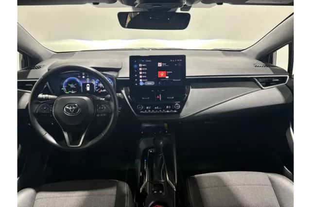 Toyota Corolla (2024) thumbnail 3