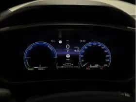 Toyota Corolla (2024) thumbnail 4