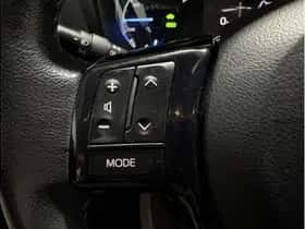 Toyota Yaris (2018) thumbnail 18