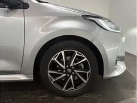Toyota Yaris (2022) thumbnail 12