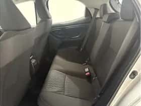 Toyota Yaris (2022) thumbnail 17
