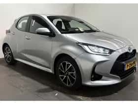 Toyota Yaris (2022) thumbnail 6