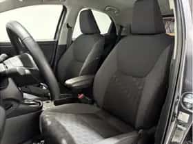 Toyota Yaris (2025) thumbnail 15