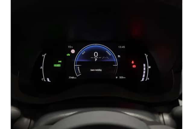 Toyota Yaris (2025) thumbnail 4