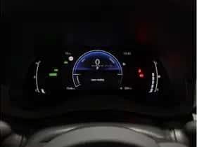 Toyota Yaris (2025) thumbnail 4