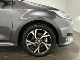 Toyota Yaris (2025) thumbnail 10