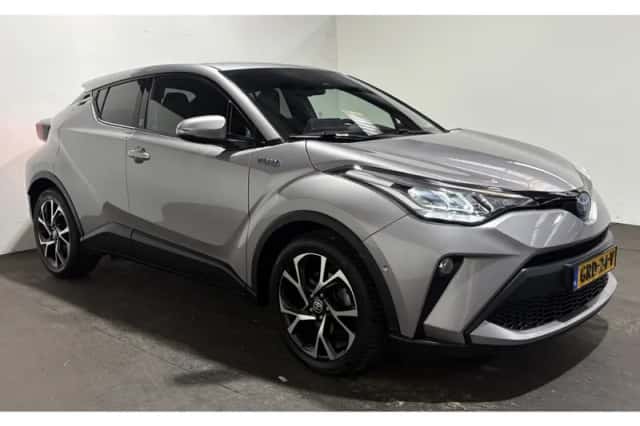 Toyota C-HR (2022) thumbnail 6