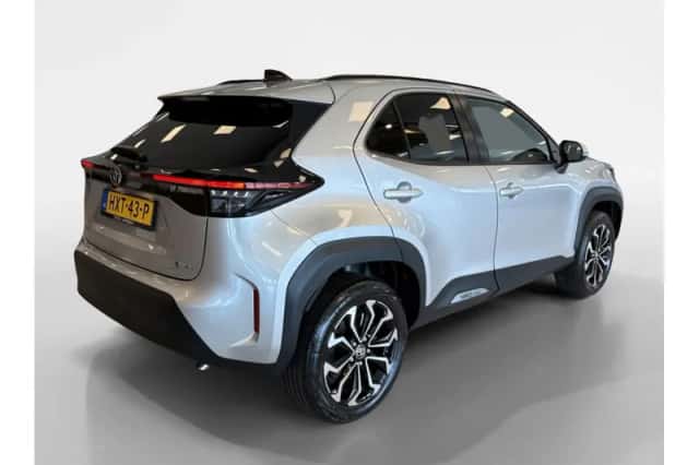 Toyota Yaris Cross (2025) thumbnail 2