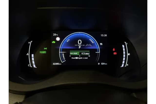 Toyota Yaris Cross (2025) thumbnail 4