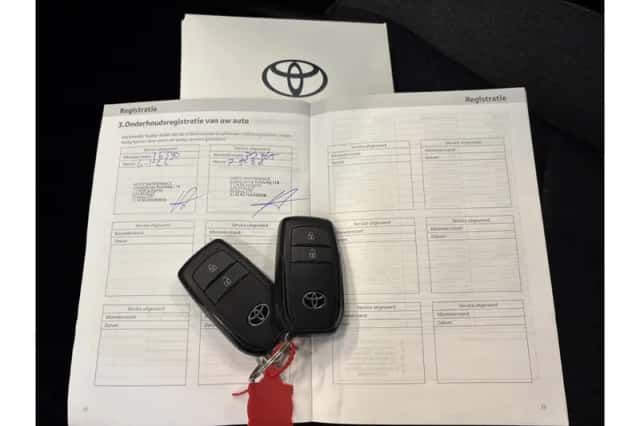 Toyota Yaris Cross (2025) thumbnail 5
