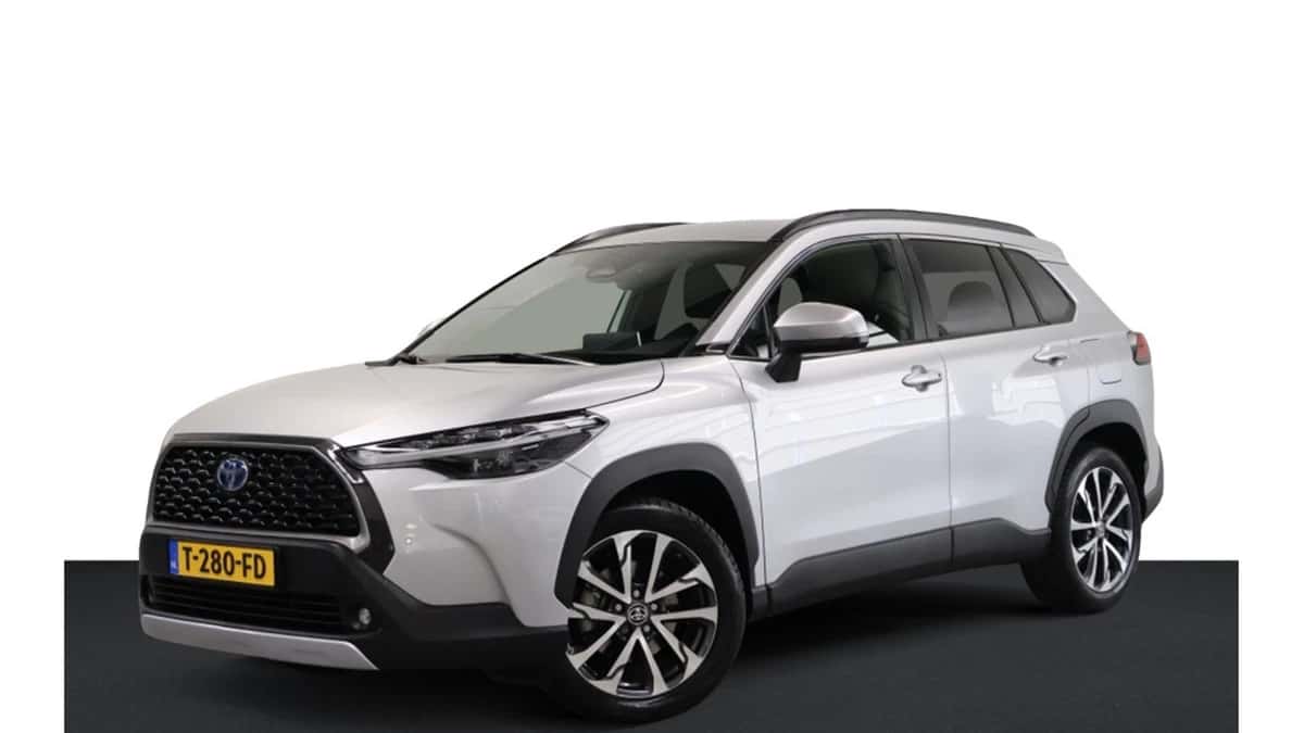 Toyota Corolla (2023) — foto 1