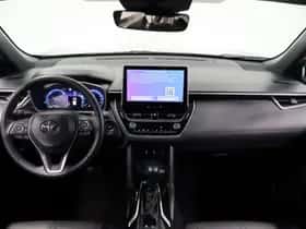 Toyota Corolla (2023) thumbnail 3