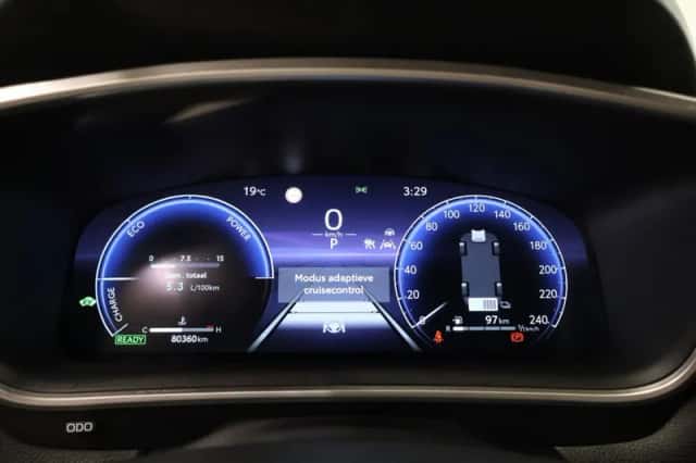 Toyota Corolla (2023) thumbnail 4