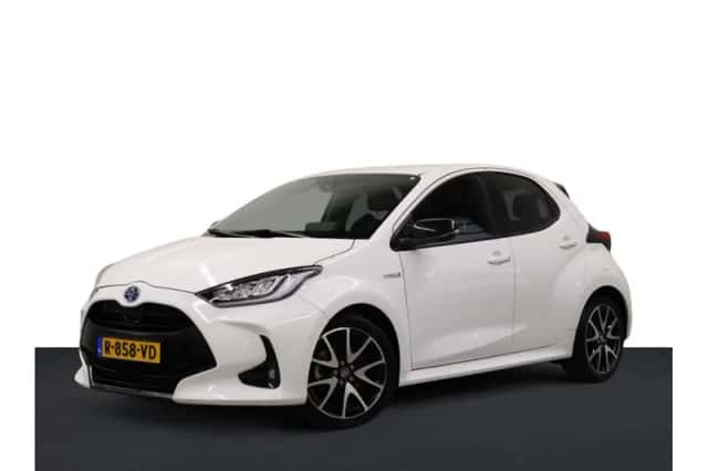 Toyota Yaris (2021) thumbnail 1