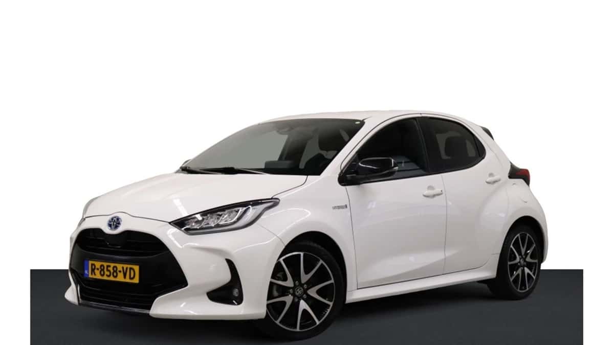 Toyota Yaris (2021) — foto 1
