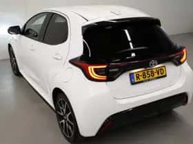 Toyota Yaris (2021) thumbnail 15