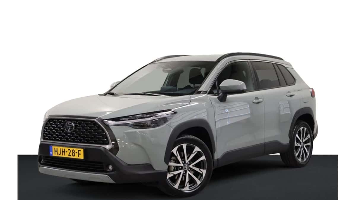 Toyota Corolla (2025) — foto 1