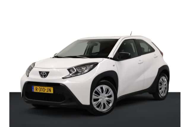 Toyota Aygo X (2022) thumbnail 1