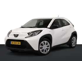 Toyota Aygo X (2022) thumbnail 1