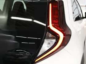 Toyota Aygo X (2022) thumbnail 11