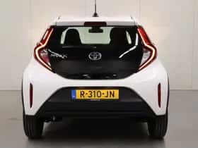 Toyota Aygo X (2022) thumbnail 13