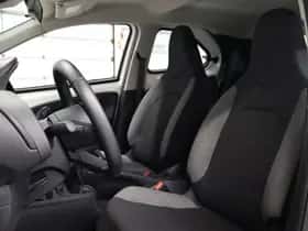 Toyota Aygo X (2022) thumbnail 16