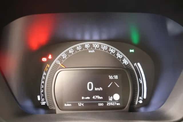 Toyota Aygo X (2022) thumbnail 4