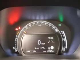 Toyota Aygo X (2022) thumbnail 4