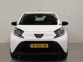 Toyota Aygo X (2022) thumbnail 6