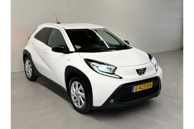 Toyota Aygo X (2023) thumbnail 3