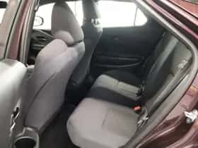 Toyota C-HR (2024) thumbnail 19