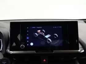 Toyota C-HR (2024) thumbnail 29