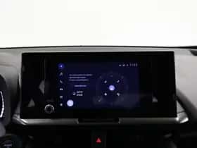 Toyota C-HR (2024) thumbnail 30