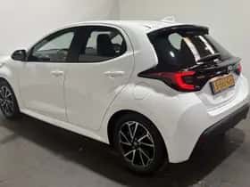 Toyota Yaris (2023) thumbnail 8
