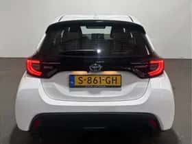 Toyota Yaris (2023) thumbnail 9