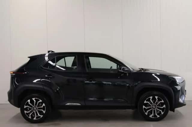 Toyota Yaris Cross (2024) thumbnail 6