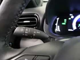 Toyota Yaris Cross (2025) thumbnail 24