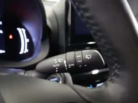 Toyota Yaris Cross (2025) thumbnail 25