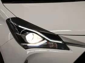 Toyota Yaris (2019) thumbnail 11