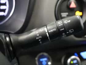 Toyota Yaris (2019) thumbnail 23