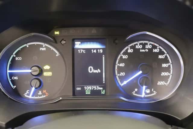 Toyota Yaris (2019) thumbnail 4