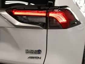 Toyota RAV4 (2022) thumbnail 14
