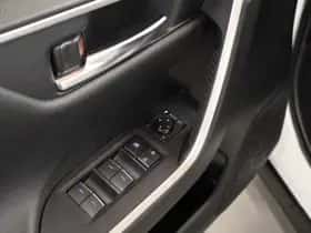 Toyota RAV4 (2022) thumbnail 28